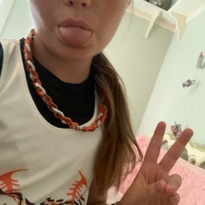 Meet your Posher, Caitlin